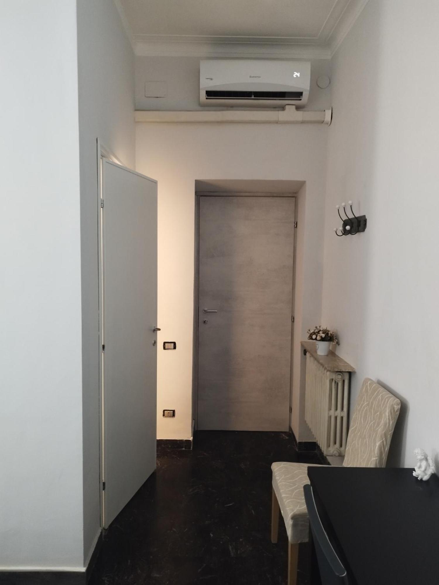 Colosseo Rooms B&B Rome Exterior photo